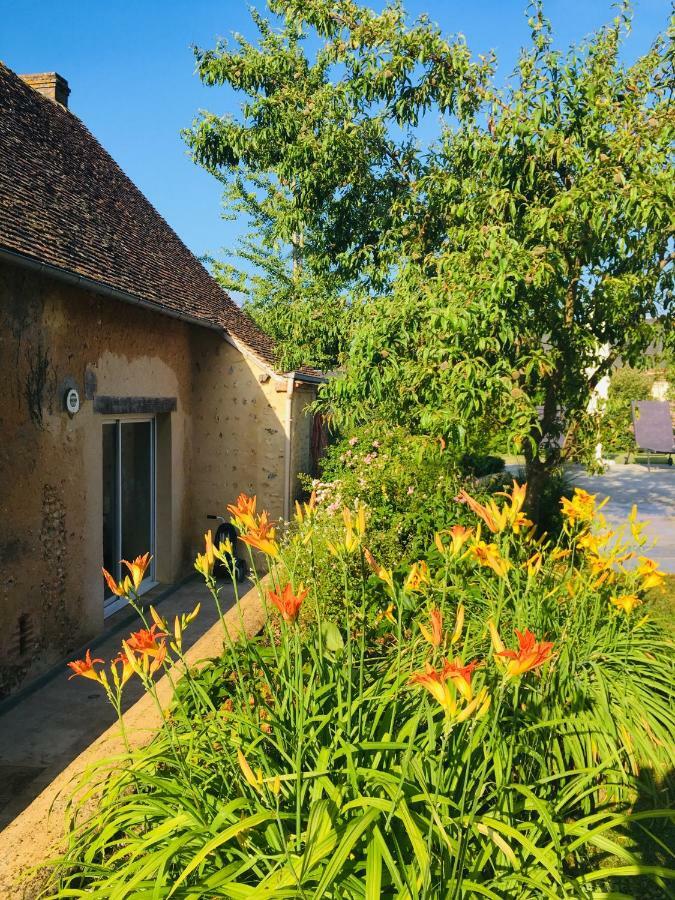 Les Couleurs Du Verger Beaumont-les-Autels Zewnętrze zdjęcie
